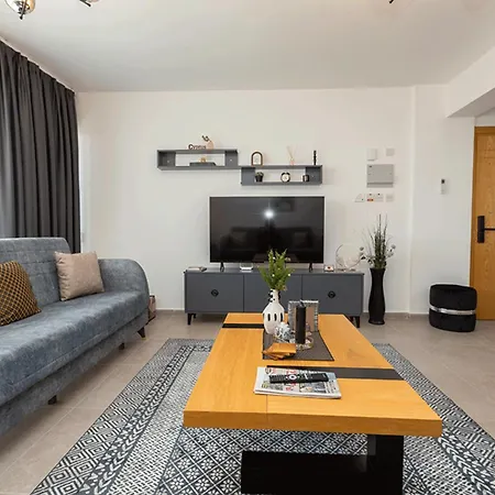 Jasmine Blue By Holidaykeys Kirenia