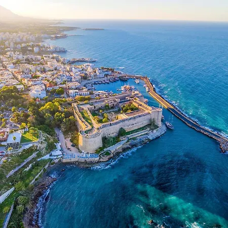 Jasmine Blue By Holidaykeys Apartament *