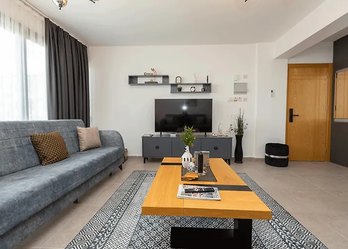 Jasmine Blue By Holidaykeys Kirenia