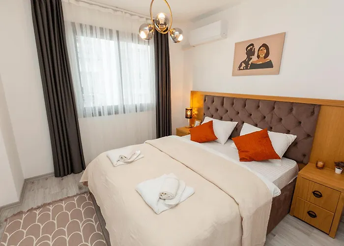 Jasmine Blue By Holidaykeys *